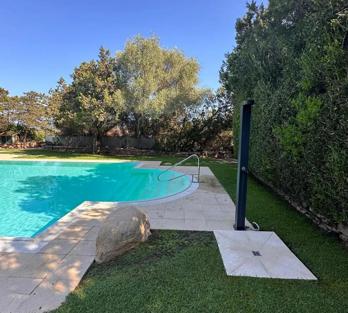 Porto Rotondo Home With Pool Access & Sea Views Lejlighed Porto Rotondo