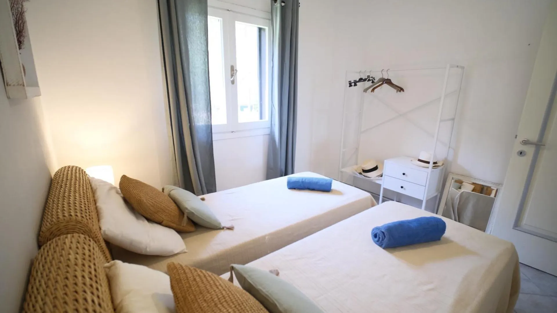 Apartment Porto Rotondo Home With Pool Access & Sea Views Italy