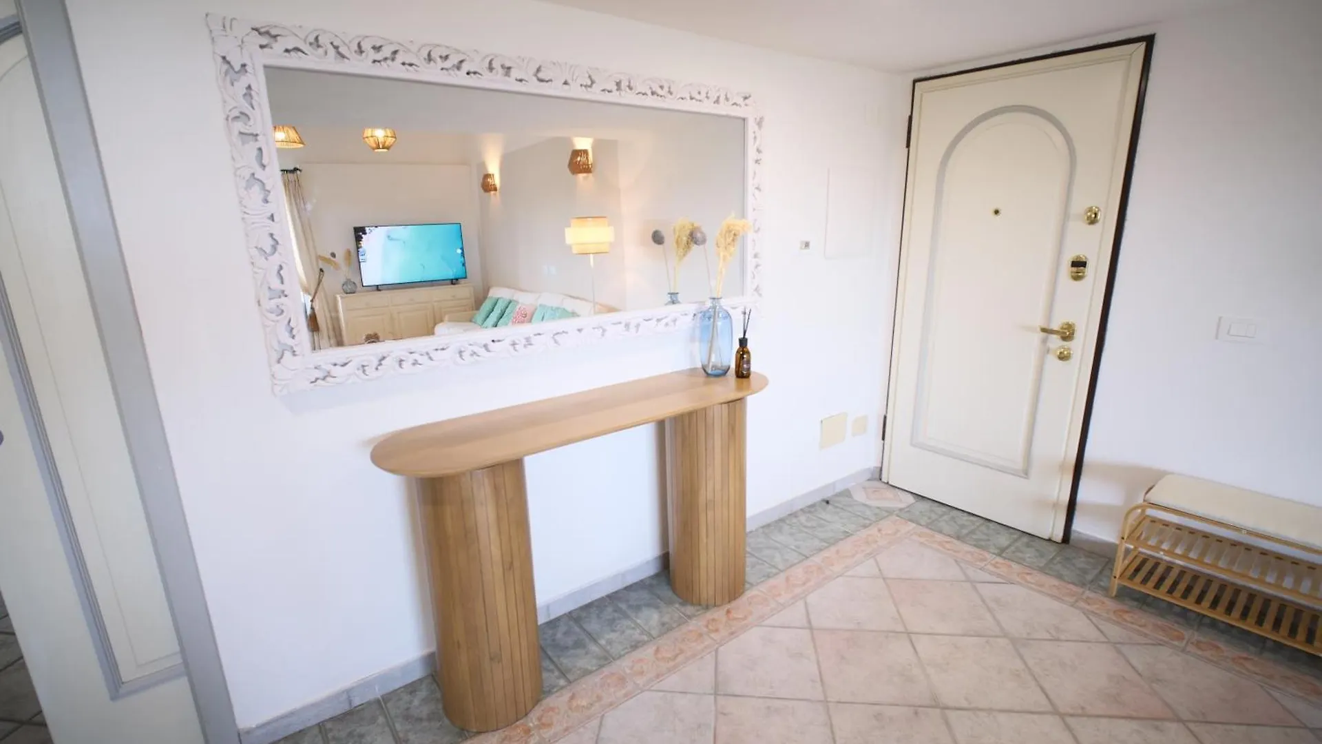 Porto Rotondo Home With Pool Access & Sea Views Porto Rotondo